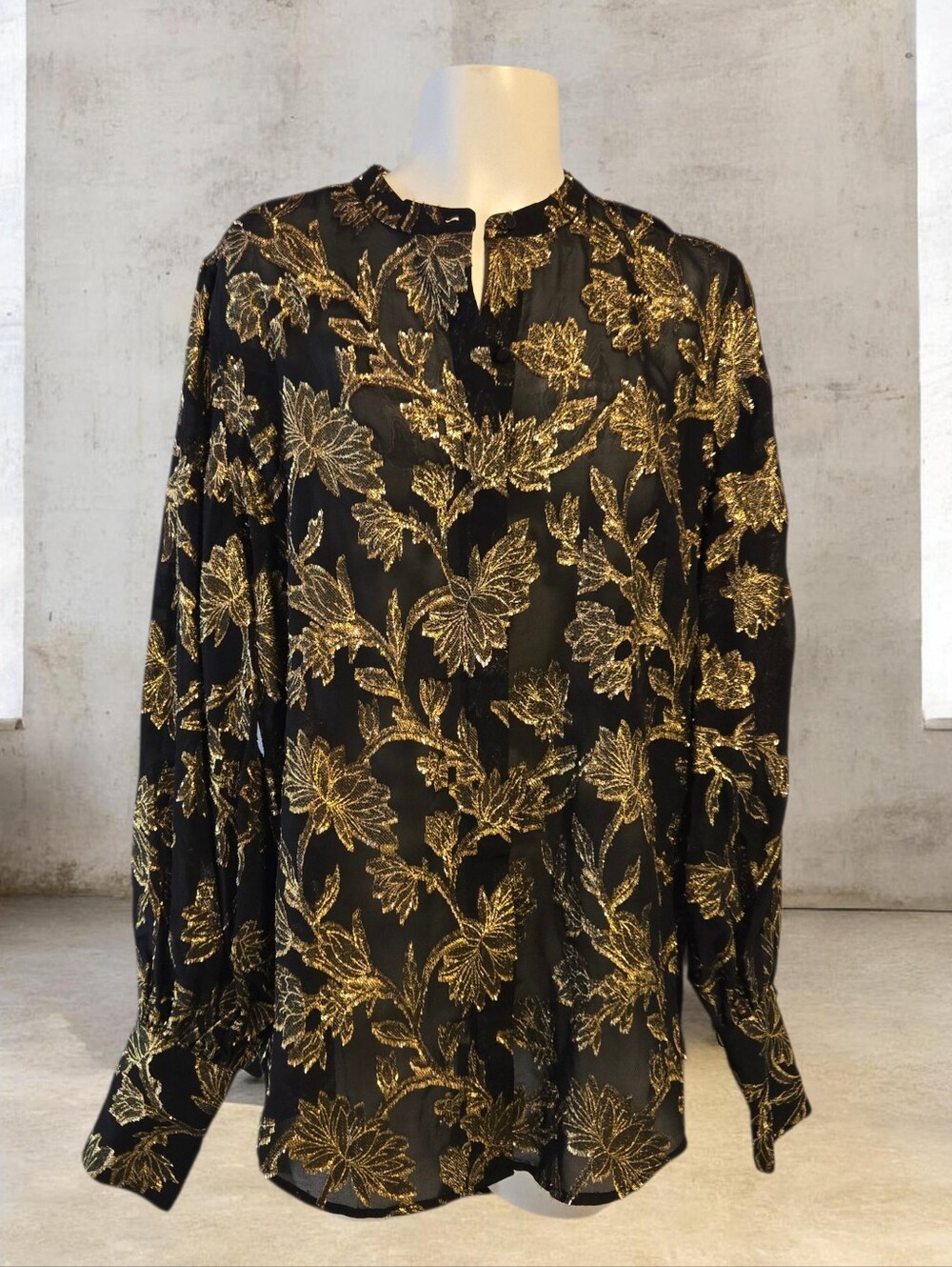 Equipment Femme Boleyn Metallic Floral Silk Blouse‎ Size M NWT